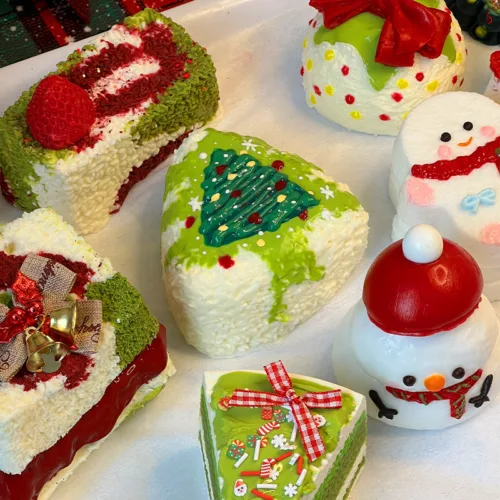 Click to view full screen Peachy Puff Lace bow Bag chain, Phone Charm Squishy photo review