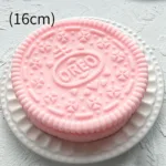 Giant Sandwich Cookie Squishy - Image 2